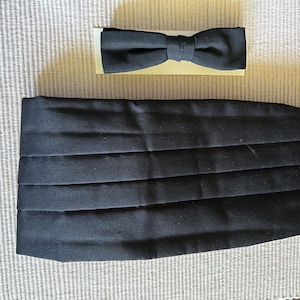 Vintage 70&#39;s &quot;CUMMBERBUND & BOWTIE &quot; in Jet  Black