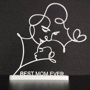 Loving Mom Sculpture – Heartfelt 3D Printed Gift