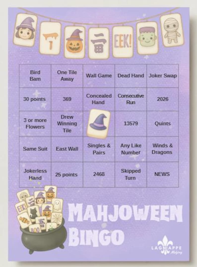 Puede incluir: Una tarjeta de juego de bingo Mahjoween de color morado con una cuadr&iacute;cula de tareas de Halloween con tem&aacute;tica de Mahjong, una guirnalda de iconos espeluznantes en la parte superior, un caldero con fichas abajo y el texto Mahjoween Bingo.