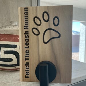 Elegant Custom Dog Leash Holder | Personalized Wooden Leash Hanger | Handmade Pet Hook for Home Decor | Fetch The Leash Human