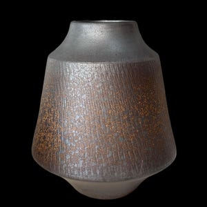 Modern Black & Brown Textured Ceramic Vase – 8” Japandi Minimalist Pottery for Home Decor
