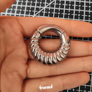 Spiral Texture Ear Weights: Stainless Steel Magnetic Stretched Lobe Gauges