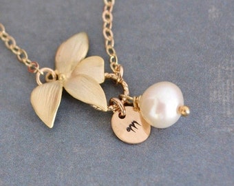 15% OFF Personalized Gold Plated Wild Orchid Flower Bracelet, Freshwater Pearl, 14K Gold Filled Chain, Monogrammed Gift, Gift Under 35