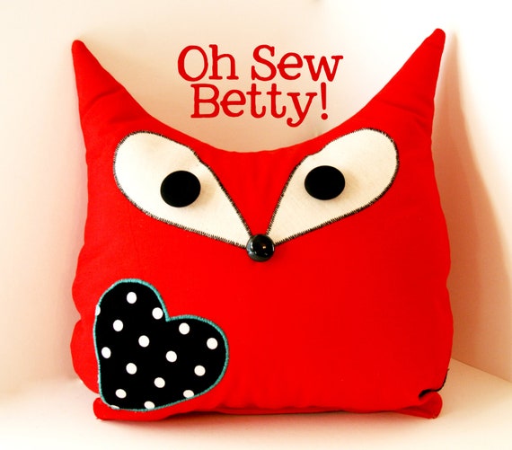Items similar to medium red fox pillow on Etsy