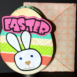 Oeuf de Pâques, carte de Bunny, SVG coupe File Kit