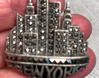 NY Twin Towers Broach, Sterling Silver