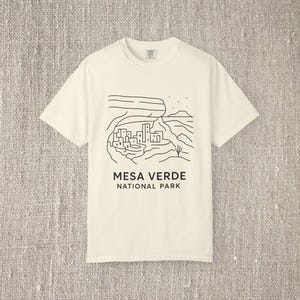 Mesa Verde National Park T-Shirt: Monoline Cliff Dwellings Graphic Tee