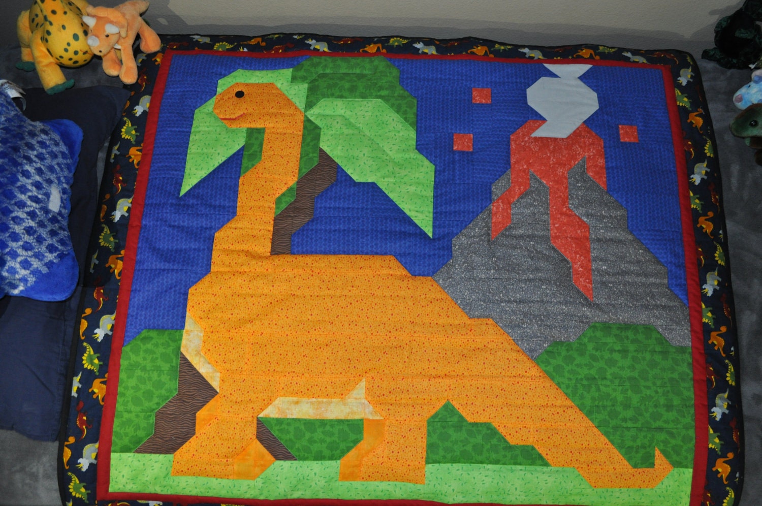 Dinosaur Quilt Pattern in Multiple Sizes 36x42 Baby Quilt Etsy