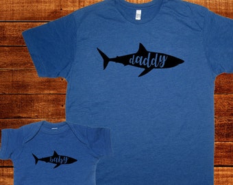 Baby Shark Daddy Shark Mommy Shark - Sister Brother Matching Tees Family T Shirts Matching Baby Men Father Son Daughter Women Kids TShirts