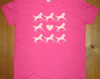 Horse Shirt - Girls Love Horses Shirt - 7 Colors - Kids Tee Tshirt Sizes 2T, 4T, 6, 8, 10, 12 - Gift Friendly