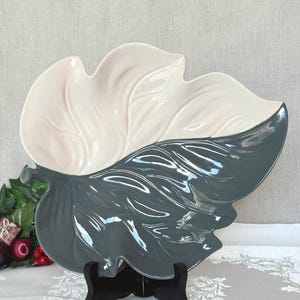 Carlton Ware Australian Design Two-Tone Leaf Dish — Grey & Blush | Vintage English Pottery