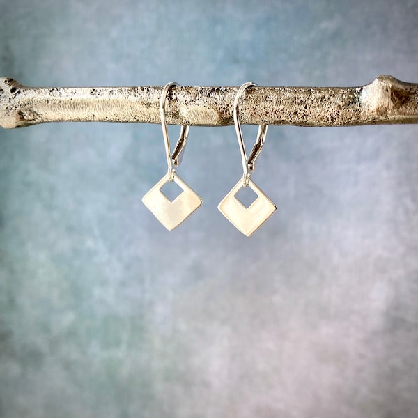 Sterling silver open square dangle earrings, small silver drop sequins, leverback earrings, dainty simple minimalist jewelry E388S