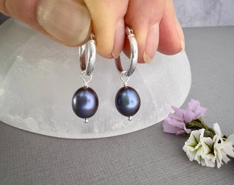 Black pearl silver hoop earrings, sterling silver 15mm tube hoop, peacock freshwater pearls, Mother's day gifts for mom E625S-15