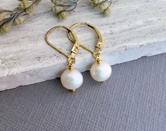 Simple gold pearl earrings, white pearl solitaire leverback earrings, 14k gold filled, AAA 7 - 7.5mm round pearls, pearl drop earrings E483G