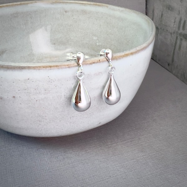 Solid silver teardrop earrings, post ear wire, 925 sterling silver dangle drops, simple modern minimalist E582L-P