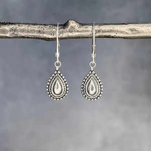 Sterling silver teardrop earrings with granulation, leverback earrings, 925 sterling silver dangle drops, simple modern minimalist E715S