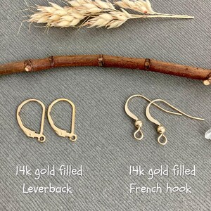 Dainty Heart Earring Gold Vermeil Heart Charm Leverback Earring Minimalist Jewelry Birthday Present Girlfriend Gift Daughter Idea CG199G afbeelding 8