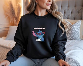 Stitch Do Not Disturb Sweatshirt Funny Disney Lilo and Stitch Reading Design Crewneck Cute Cartoon Pullover Gift for Fans