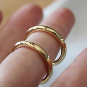 Bold Fully Round Solid 9ct Gold Ring / 1.5 or 2.5mm Round / Thick Yellow Gold Stacking Rings