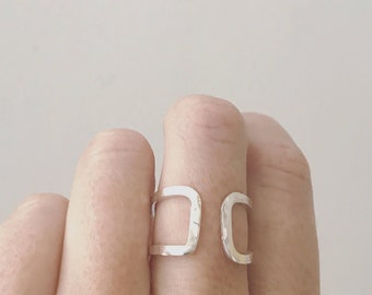 cage ring / silver adjustable ring / hammered ring / open ended ring