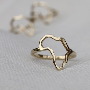 gold Africa outline ring / solid gold African ring / dainty 9ct gold map of Africa / gold Africa jewelry / made in Africa / African keepsake