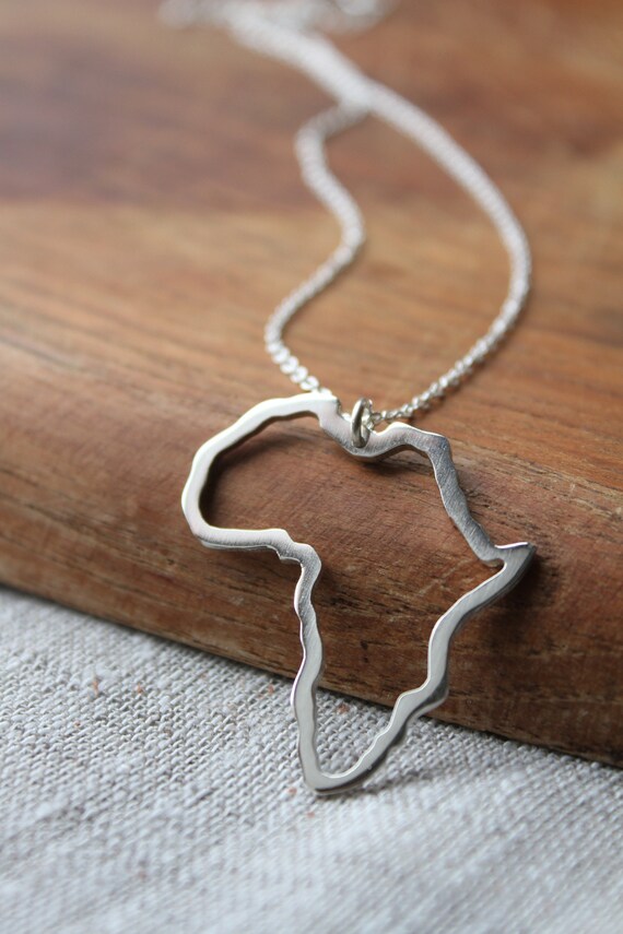 Collier Africain En Cuir Et Argent - Occasion Style Ethnique