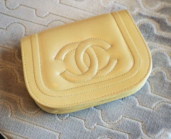 Vintage Chanel CC Mini Belt Purse/ Hand Bag Beige… - image 1