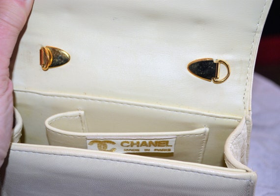 Vintage Chanel CC Mini Belt Purse/ Hand Bag Beige… - image 3