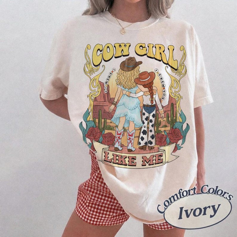 Camiseta Retro Cowgirl Like Me Comfort Colors, Camiseta I Knew It I Knew You, Regalo Vintage Western para Fans de la Música, Camiseta Toy Story Jessie Disneyland imagen 1