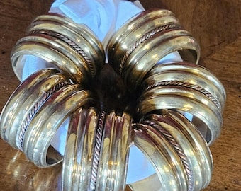 Set of 6 Vintage Brass Napkin Rings, Etched Band Design