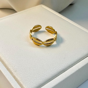 Seashell Gold Ring, summer ring, summer jewelry, waterproof  Beach Jewelry, Cockle Shell, Surfer Ring, Dainty Ring, Hypoallergenic, starfish