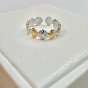 Seashell Gold adjustable Ring,Waterproof Beach Jewelry, Cockle Shell, Surfer Ring, Hypoallergenic, Boho ring, summer ring, summer jewelry,