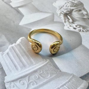 Seashell Gold Ring, summer ring, summer jewelry, waterproof  Beach Jewelry, Cockle Shell, Surfer Ring, Dainty Ring, Hypoallergenic, starfish