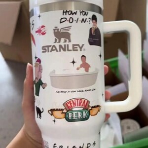 Vaso termo sublimado Friends de 40 oz con asa imagen 2