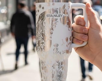 Vaso de acero inoxidable con aislamiento de 40 oz grabado con láser, ideal como regalo para amantes de los caballos.