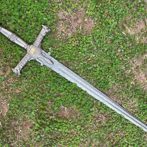 Hand-Forged Damascus Steel Sword, King Solomon, Crusader Design Sword, Leather Case , Decorative Sword, Best Gift for Him or Collector Gift
