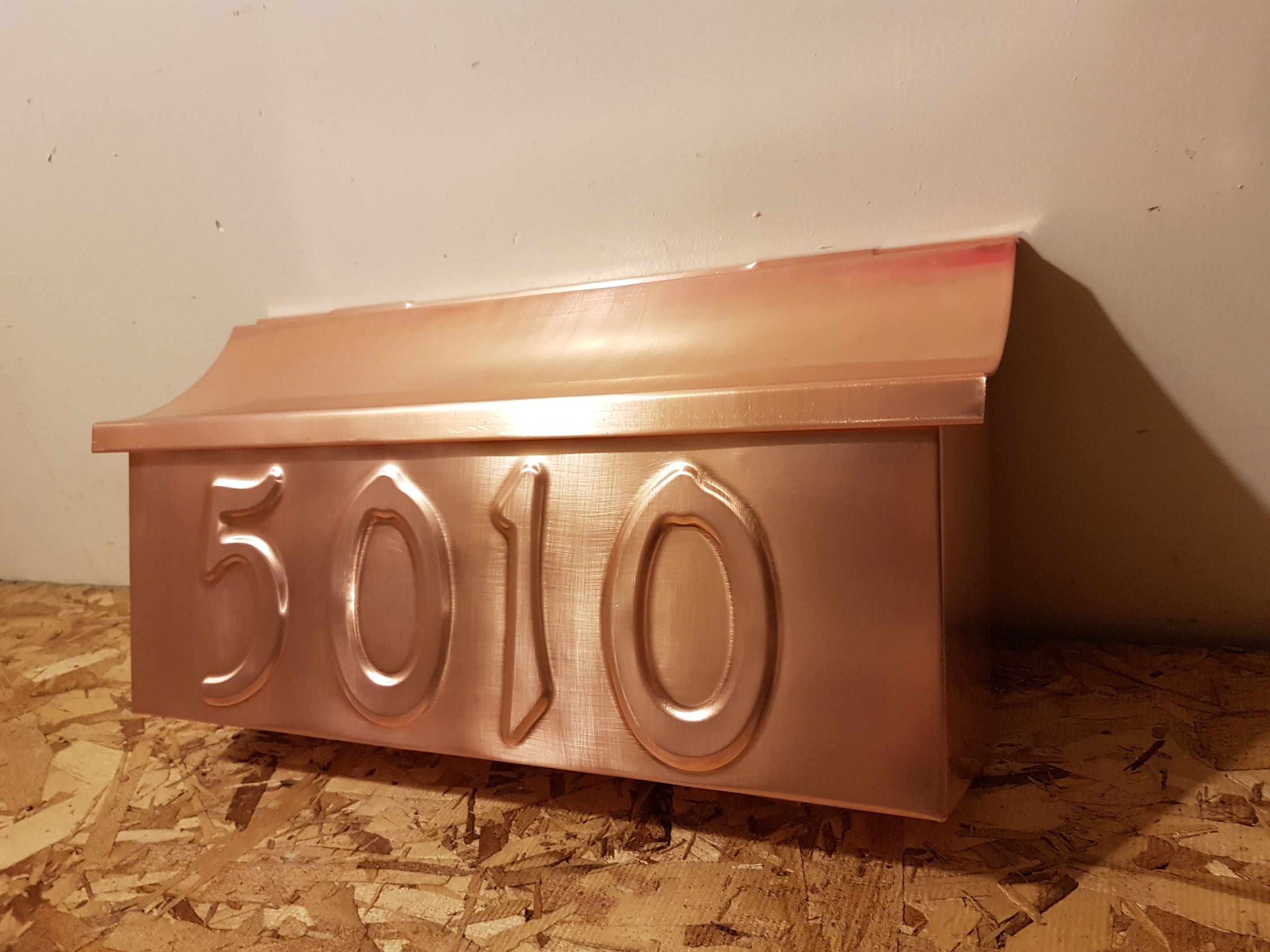 Wall Mount Copper Mailbox With Embossed House Number