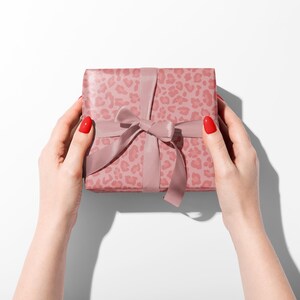 Pink Leopard Print Gift Wrap, Party Wrapping Paper image 4