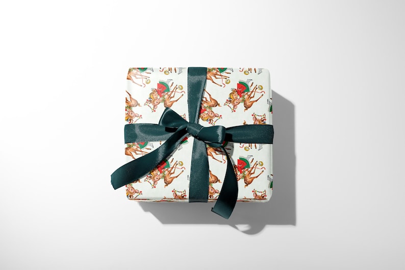 Retro Christmas Wrapping Paper, Kitschy 1950s Vintage Fawn Gift Wrap for Holidays image 9