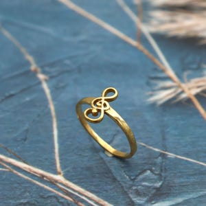Brass Infinity Loop Ring – Minimalist Gold Brass Ring, Simple Brass Jewelry, Unique Gift, Adjustable Size Ring for Her,