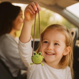 Niedlicher Schaukel Frosch häkeln Auto Spiegel hängen Zubehör für Frauen Jugendliche Innen Rückspiegel Tier Charme Dekor