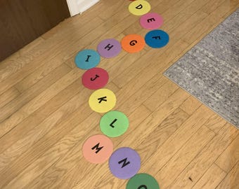 Interaktives Raupen Lernspiel: Alphabet, Farben, Namen Schreibweise, Wochentage, Monate des Jahres