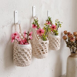 Macrame Hanging Plant Basket, Woven Wall Planter Holder, Boho Flower Pot Net for Home Decor Gift,Housewarming Apartment Gift,Balcony Styling