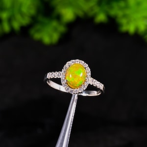 Ethiopian Opal Ring: 925 Sterling Silver, Vintage Style