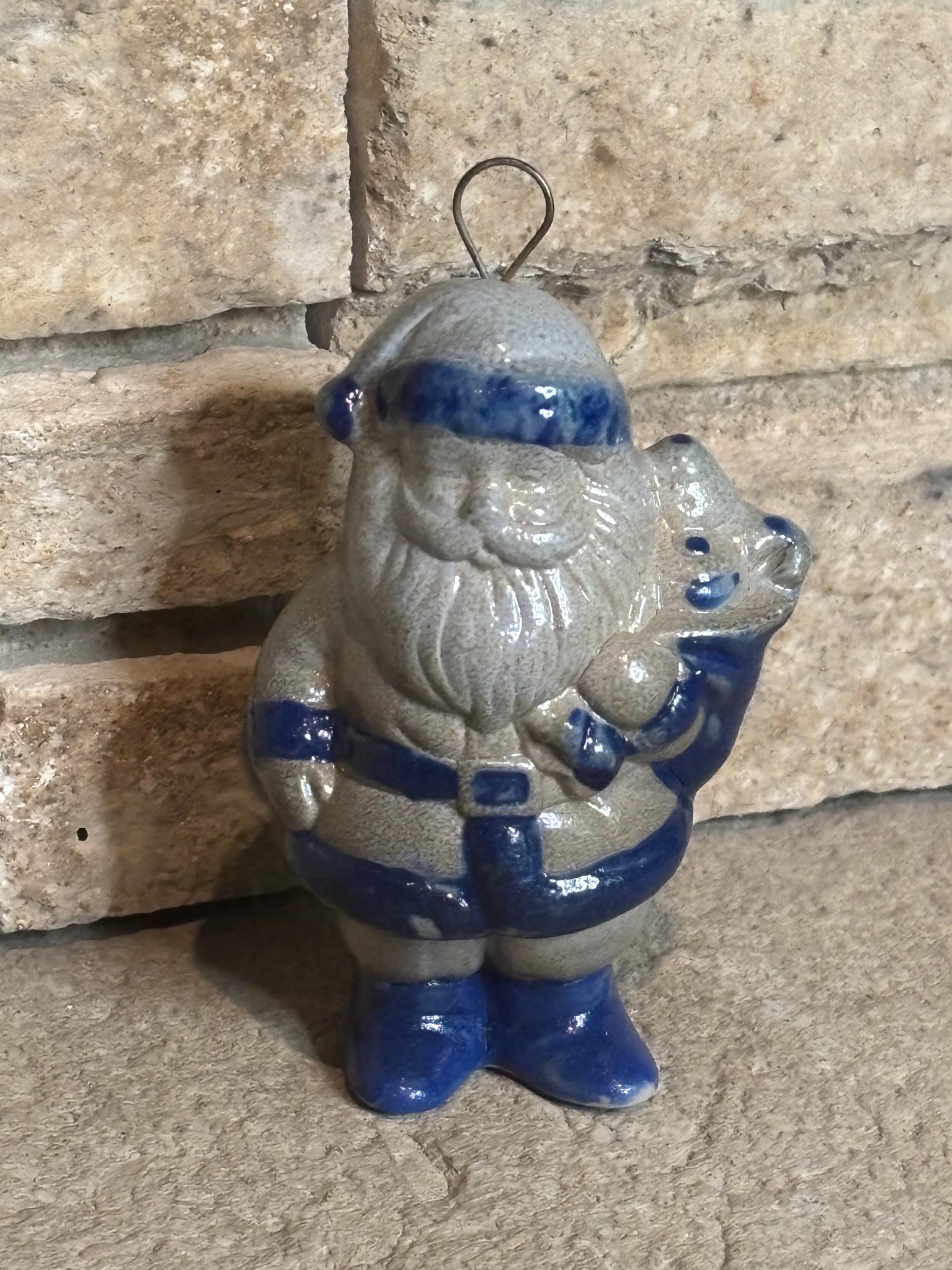 青いサンタクロースの陶器フィギュア Salt Glaze Blue Santas - Etsy
