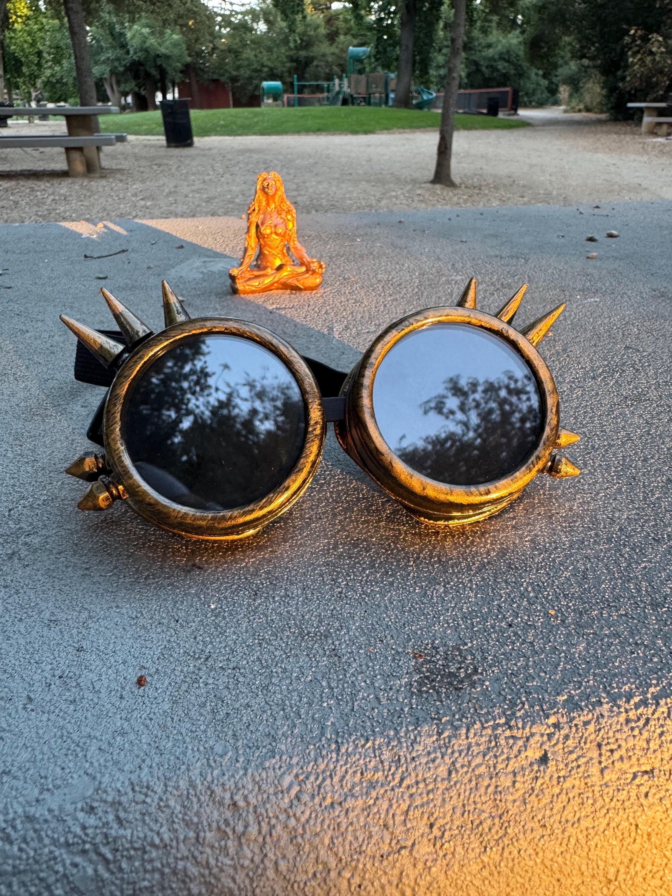 Steampunk goggles yellow black rave festival burning man sunglasses spike punk Spiked Sunglasses Steam Punk Mask Rave Festival Steampunk  main image 4