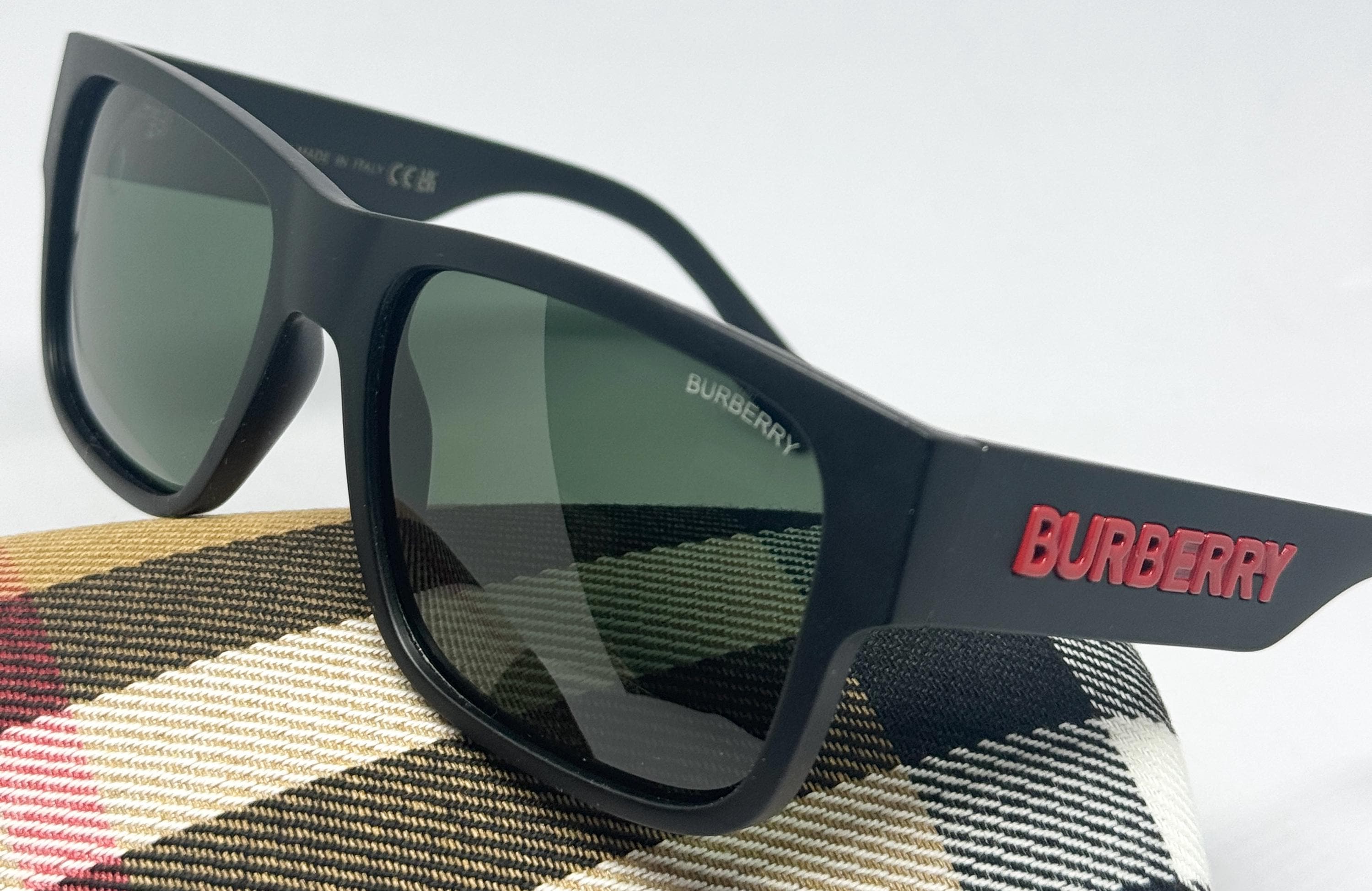 Burberry sunglasses - Etsy 日本