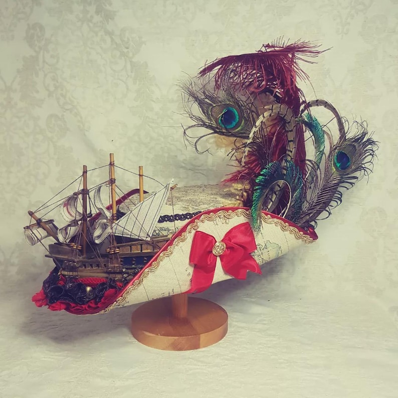 Red pirate hat, Buccaneer tricorn hat for Pirate Festivals, Renaissance Faire and LARP image 7