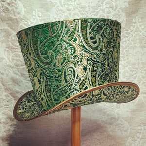 Green top hat, Saint Patricks Day hat, Bright festival hat, Stage costume or theatre. Cosplay costume, LARP costume, Green Victorian topper