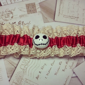 Skull garter, Skeleton garter, Gothic wedding, Wedding garter, Gothic bride, Alternative bride, Gothic garter